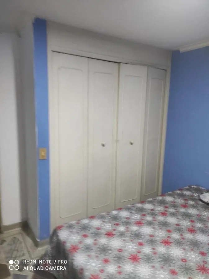 Apartamento 4 Habitaciones Sector Estrato 5 Laureles Medellín