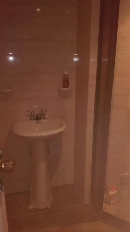 ホームステイ Apartamento 4 Habitaciones Sector Estrato 5 Laureles メデジン
